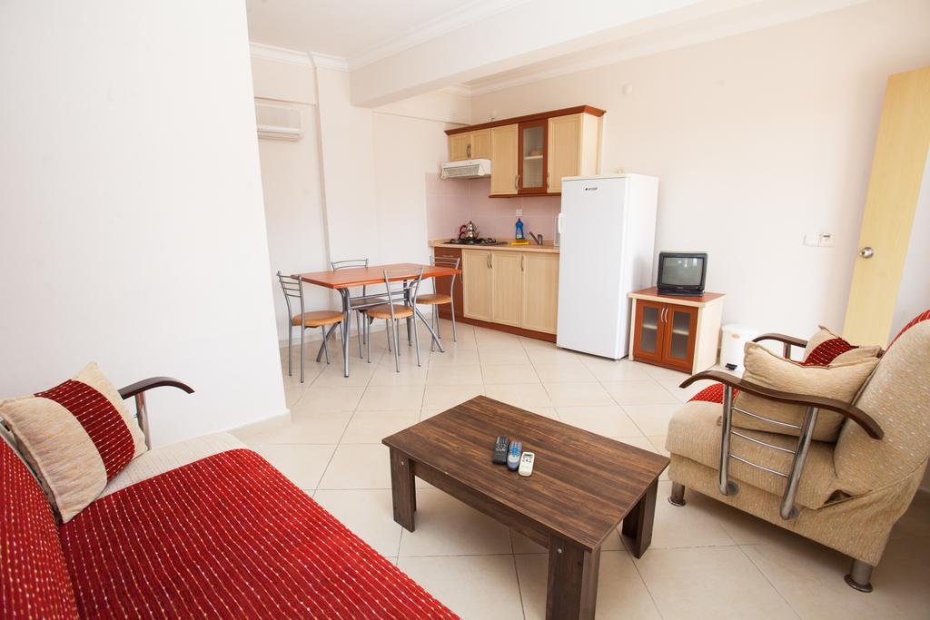 Yalcinkaya Apart Hotel Çeşme Kültér fotó