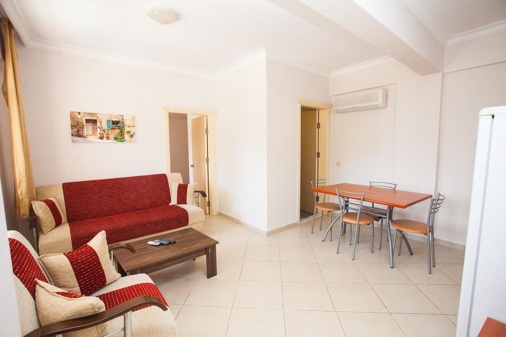Yalcinkaya Apart Hotel Çeşme Kültér fotó
