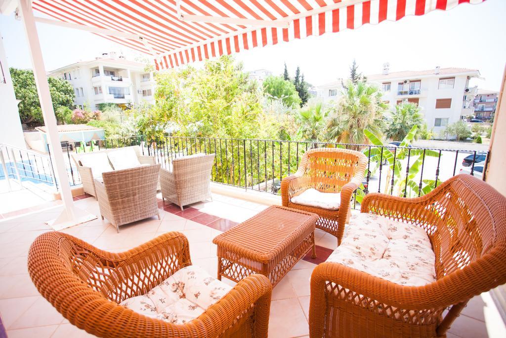 Yalcinkaya Apart Hotel Çeşme Kültér fotó