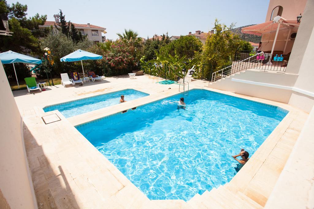 Yalcinkaya Apart Hotel Çeşme Kültér fotó