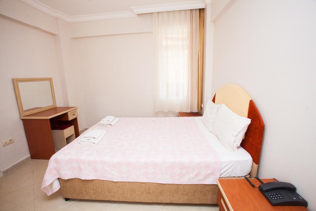 Yalcinkaya Apart Hotel Çeşme Kültér fotó