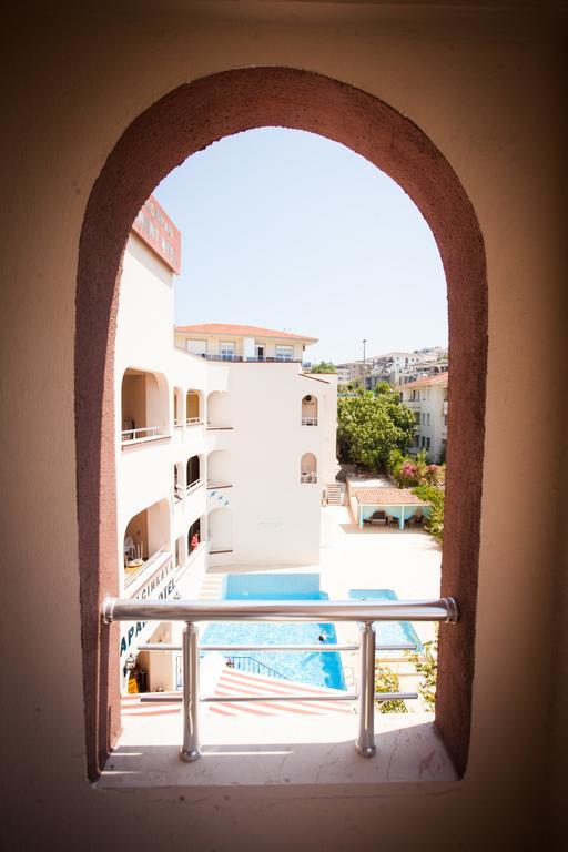 Yalcinkaya Apart Hotel Çeşme Kültér fotó