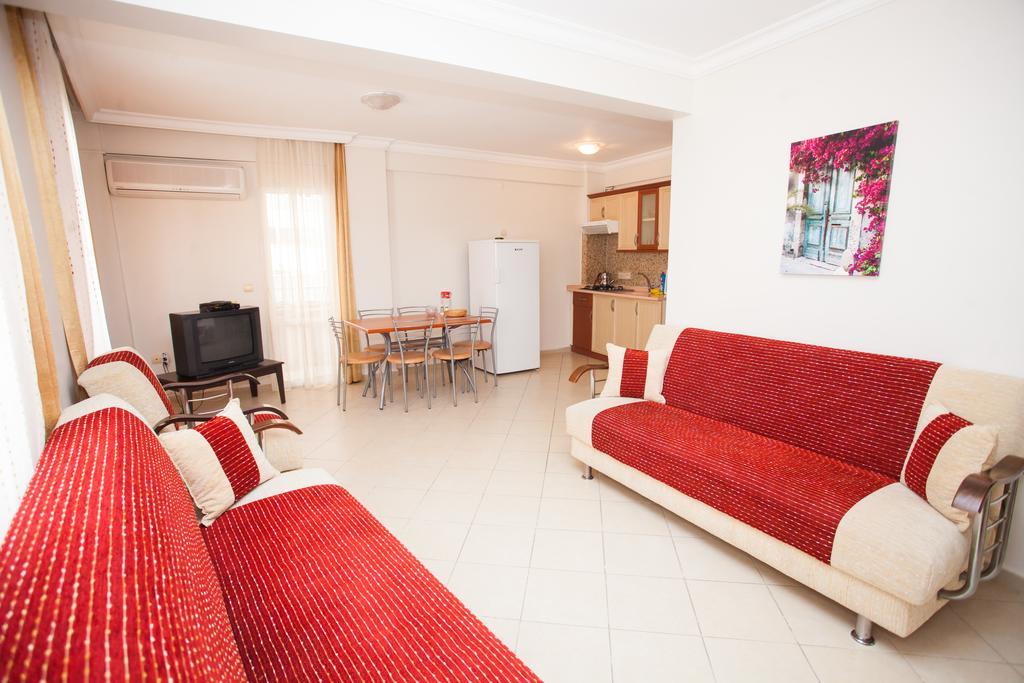 Yalcinkaya Apart Hotel Çeşme Kültér fotó