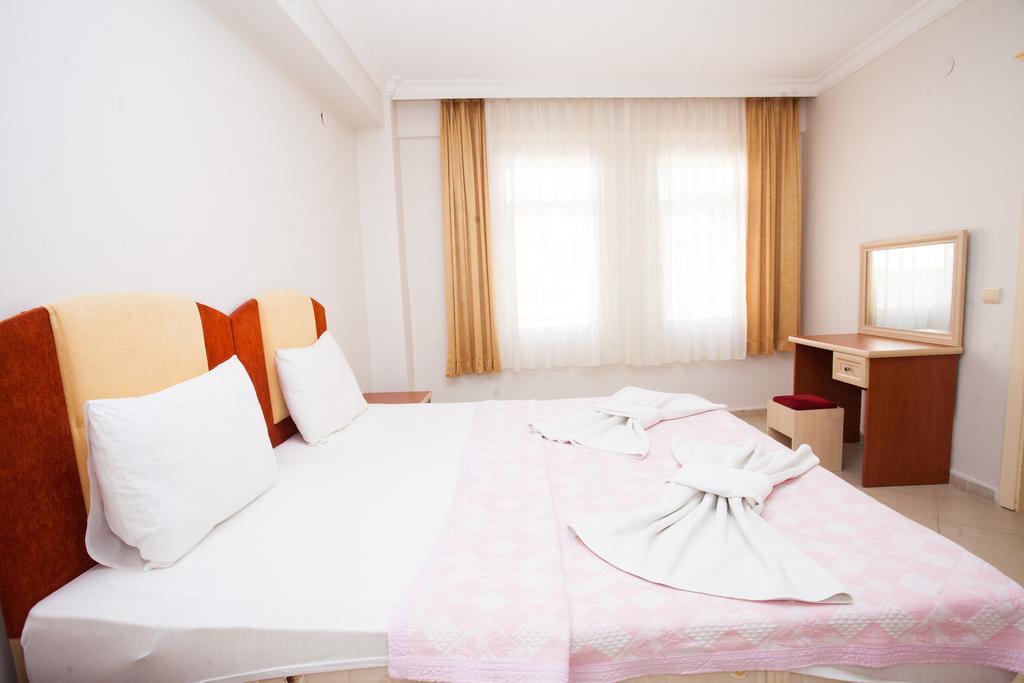 Yalcinkaya Apart Hotel Çeşme Kültér fotó