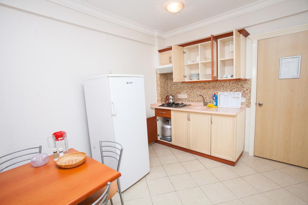 Yalcinkaya Apart Hotel Çeşme Kültér fotó