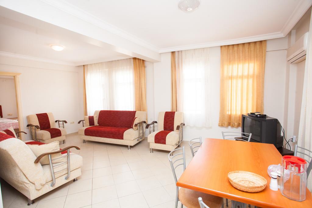 Yalcinkaya Apart Hotel Çeşme Kültér fotó