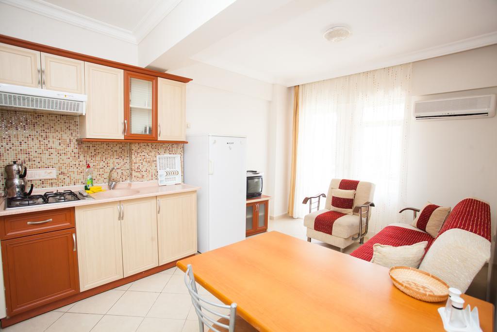 Yalcinkaya Apart Hotel Çeşme Szoba fotó